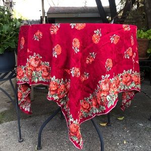 April Cornell Tablecloth